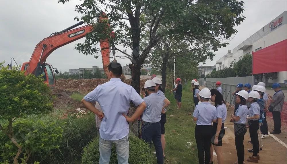 桂林鴻程機電設備有限公司廠區2#生產廠房開工大吉！